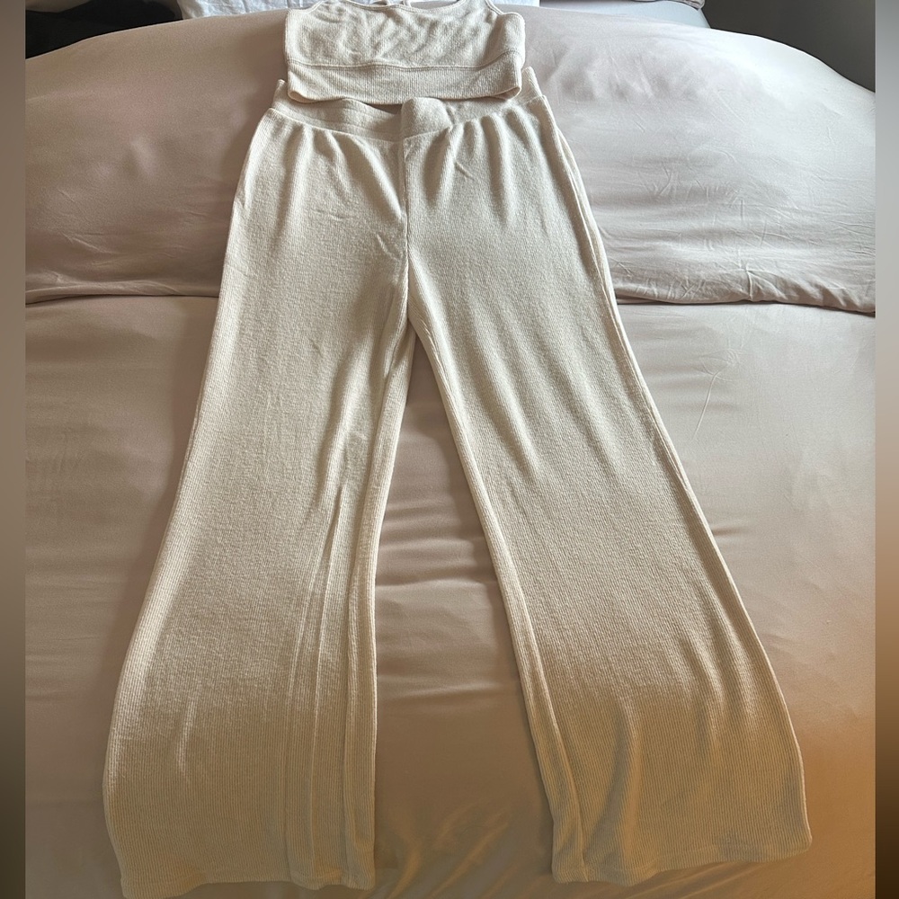 Cream Wide-Leg Knit Pants with matching bra - Z Supply brand new condition